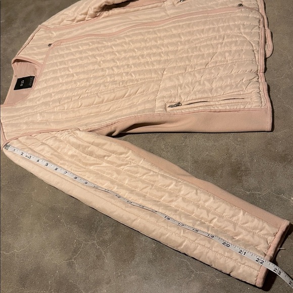 9/15 Saks Fifth Avenue 100% Silk Quilted Jacket - Picture 11 of 14